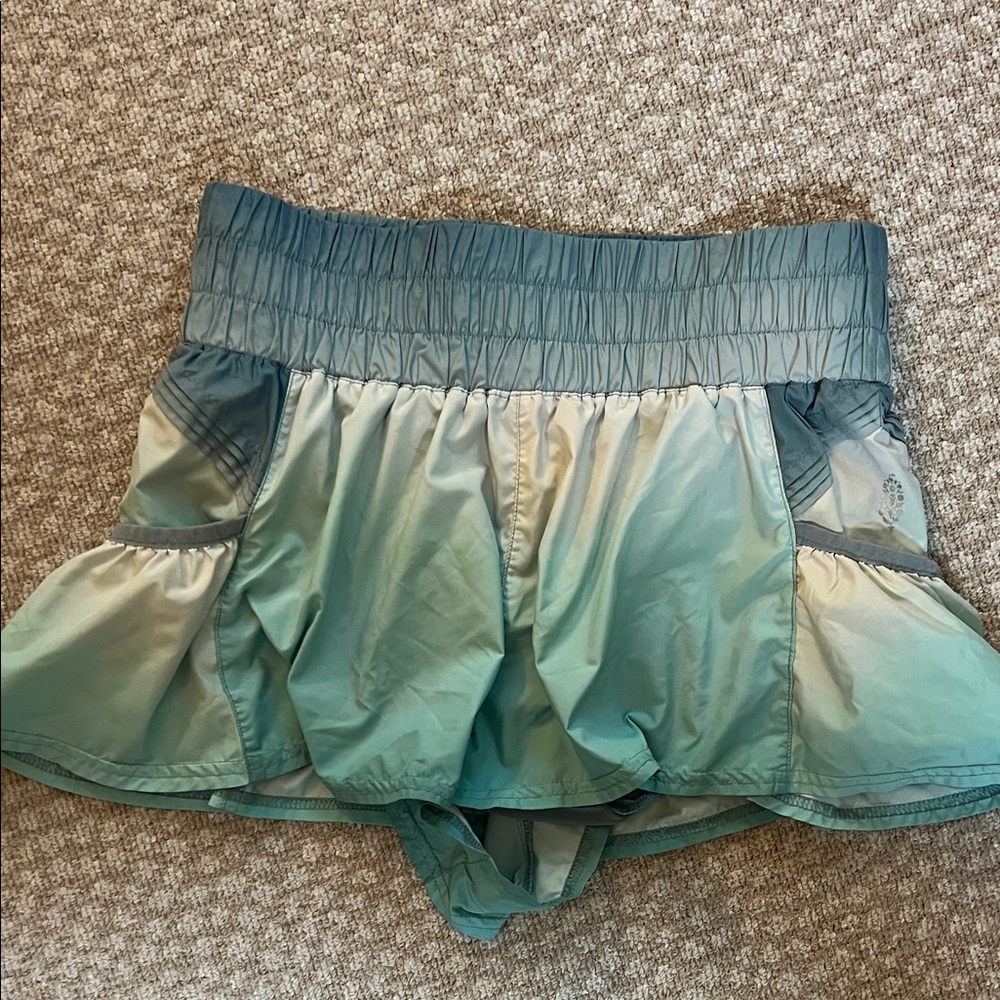 Free People Shorts XS- good condition